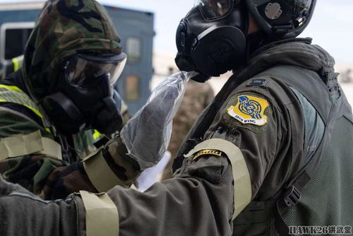 应对未来威胁 美国太平洋空军测试F-22飞行员佩戴防毒面具执行作战任务